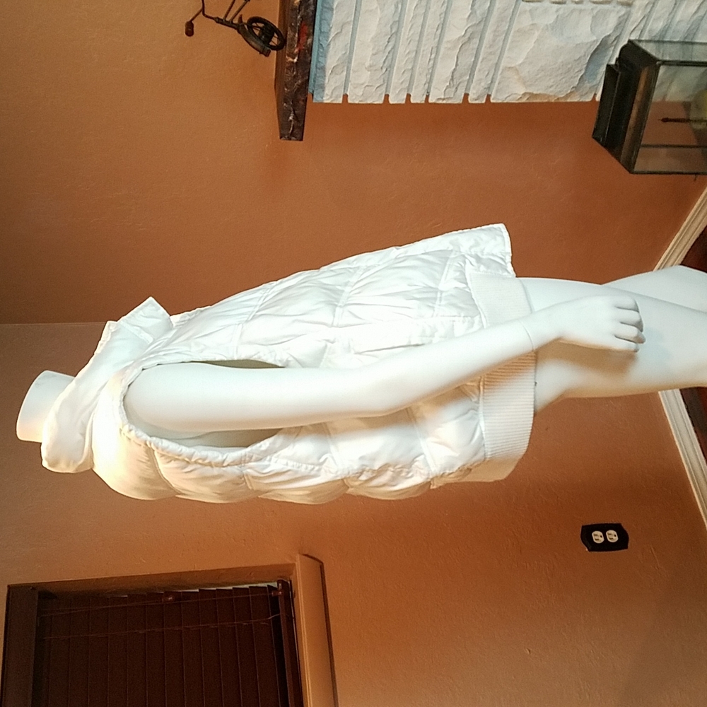 Winter White Jacket - image 4